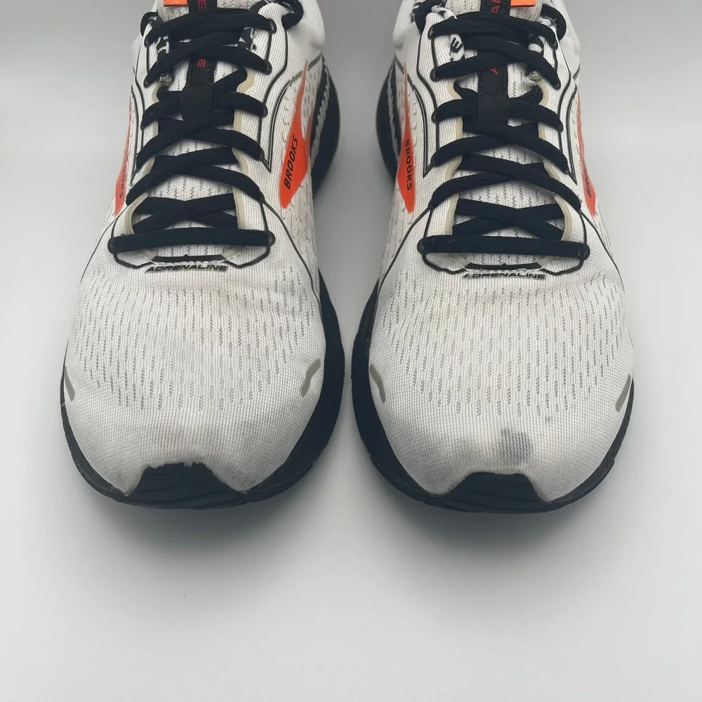 Brooks Mens 11 White Adrenaline GTS 21 Firefighter Running Shoes